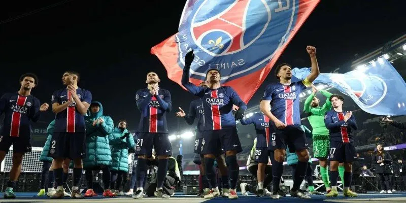 Phân tích đội hình các câu lạc bộ